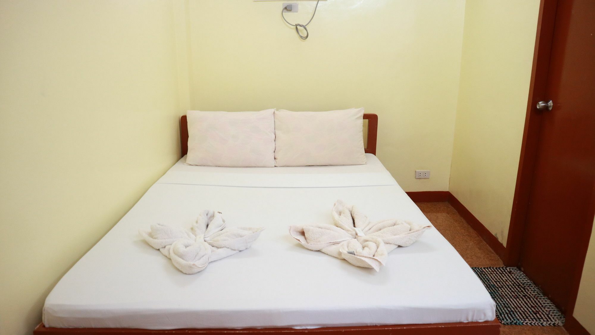 إل نيدو Mam Olson Pensionne House المظهر الخارجي الصورة